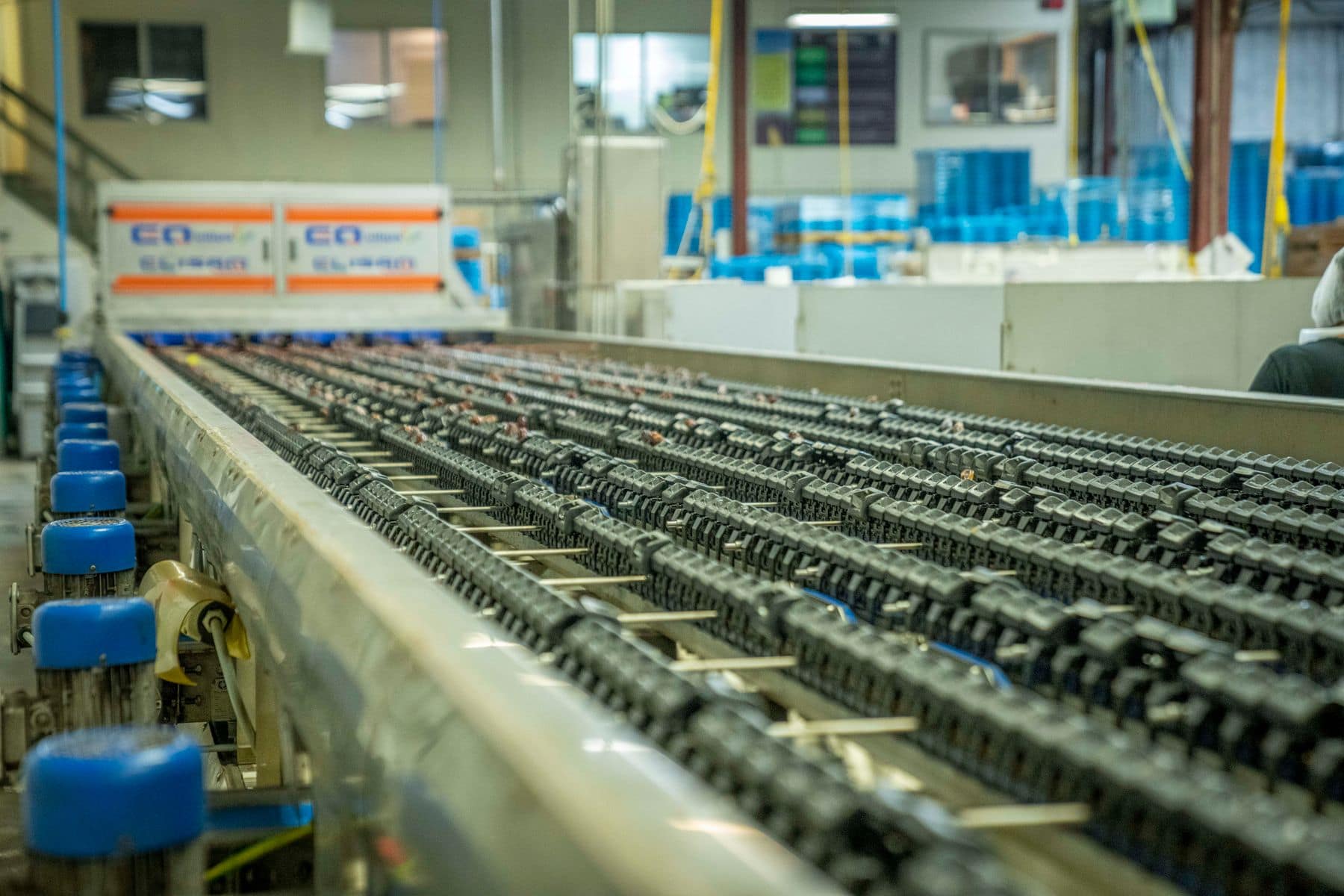 Steel and composite conveyor rollers with different shaft and shell configurations